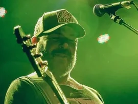 Filha de Mingau, do Ultraje a Rigor, compartilha reação do músico à notícia de sua gravidez