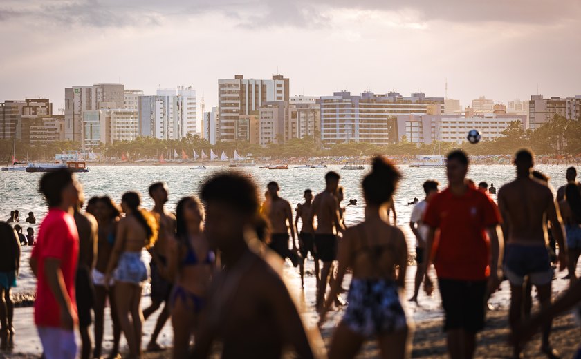 Maceió se destaca como 6° destino mais procurado para férias do Verão 2025