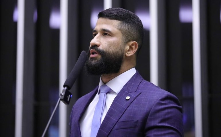 Comissão aprova ampliação de conceito legal de terrorismo para incluir narcoterrorismo