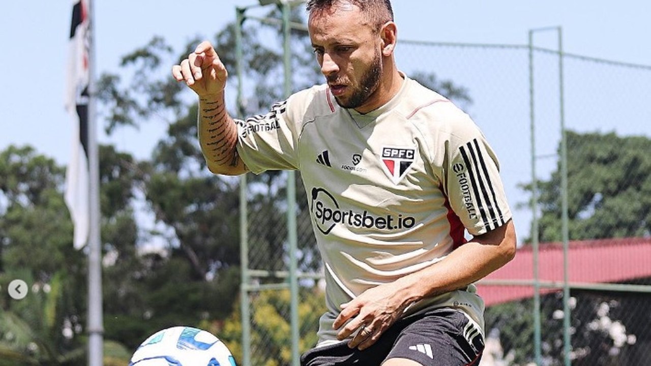 Rafinha confirma que renovará contrato com o São Paulo até o fim de 2024