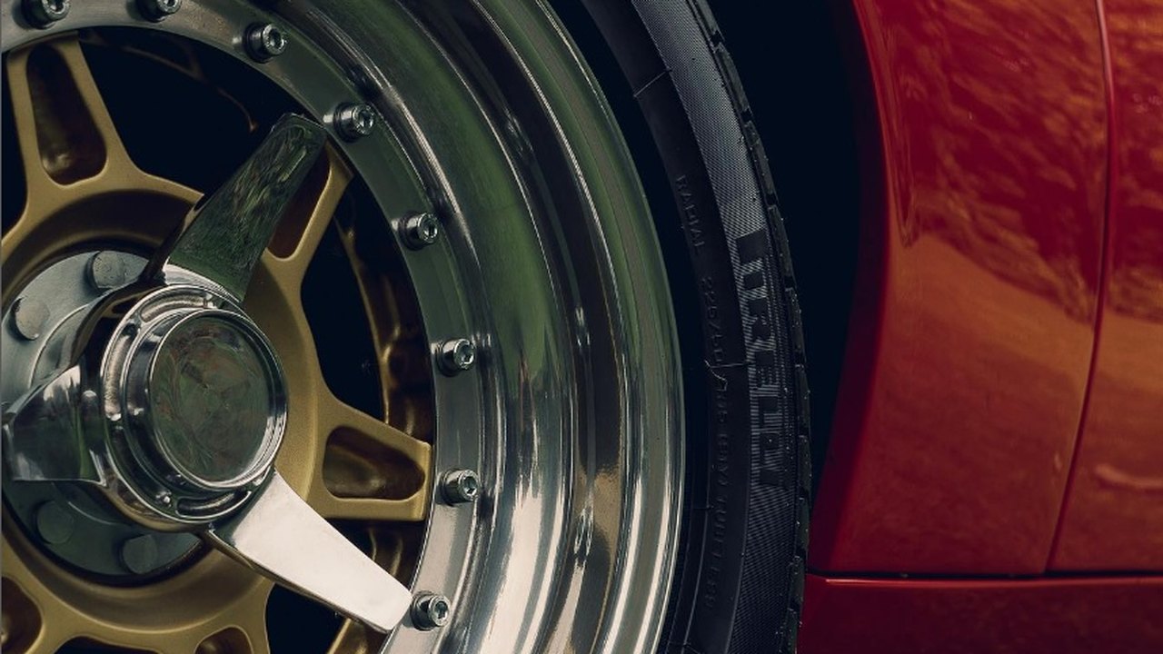 Fórmula 1 estende contrato e Pirelli continua a fornecer pneus para a categoria até 2027