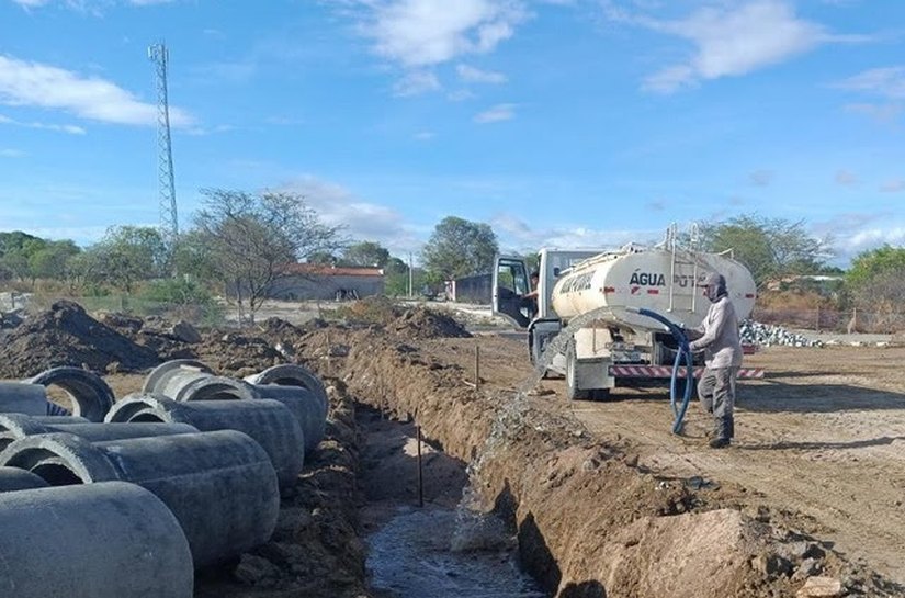 Codevasf urbaniza lagoa em Ouro Branco (AL) para criar espaço multieventos no município