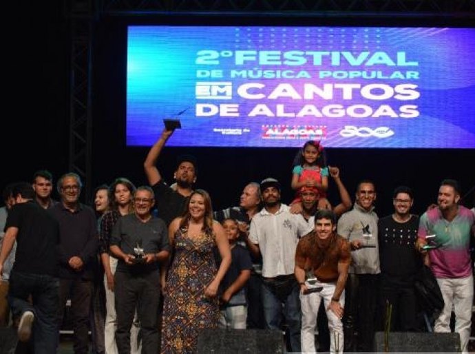 Favela Soul vence 2º Festival Em Cantos de Alagoas