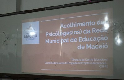 Psicólogos selecionados no PSS são recepcionados pela Educação