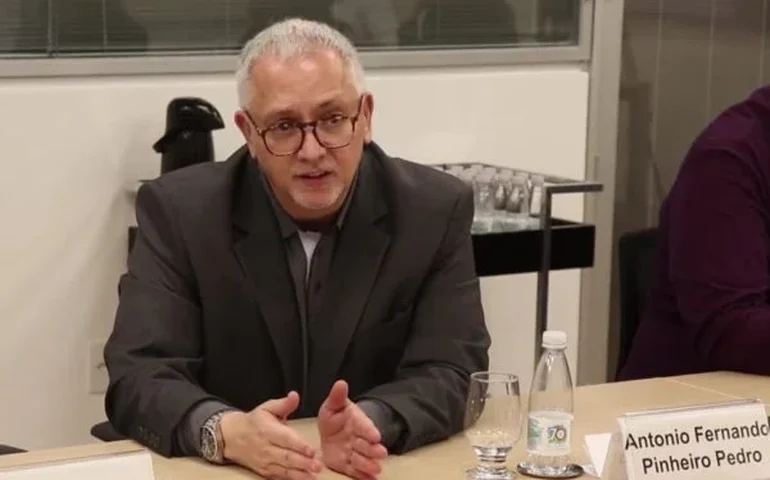 Quem é o secretário exonerado pelo prefeito de SP por dizer que 'planeta se salva sozinho'