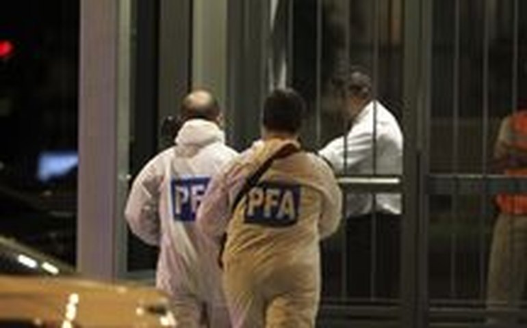 Justiça argentina divulga denúncia de promotor encontrado morto
