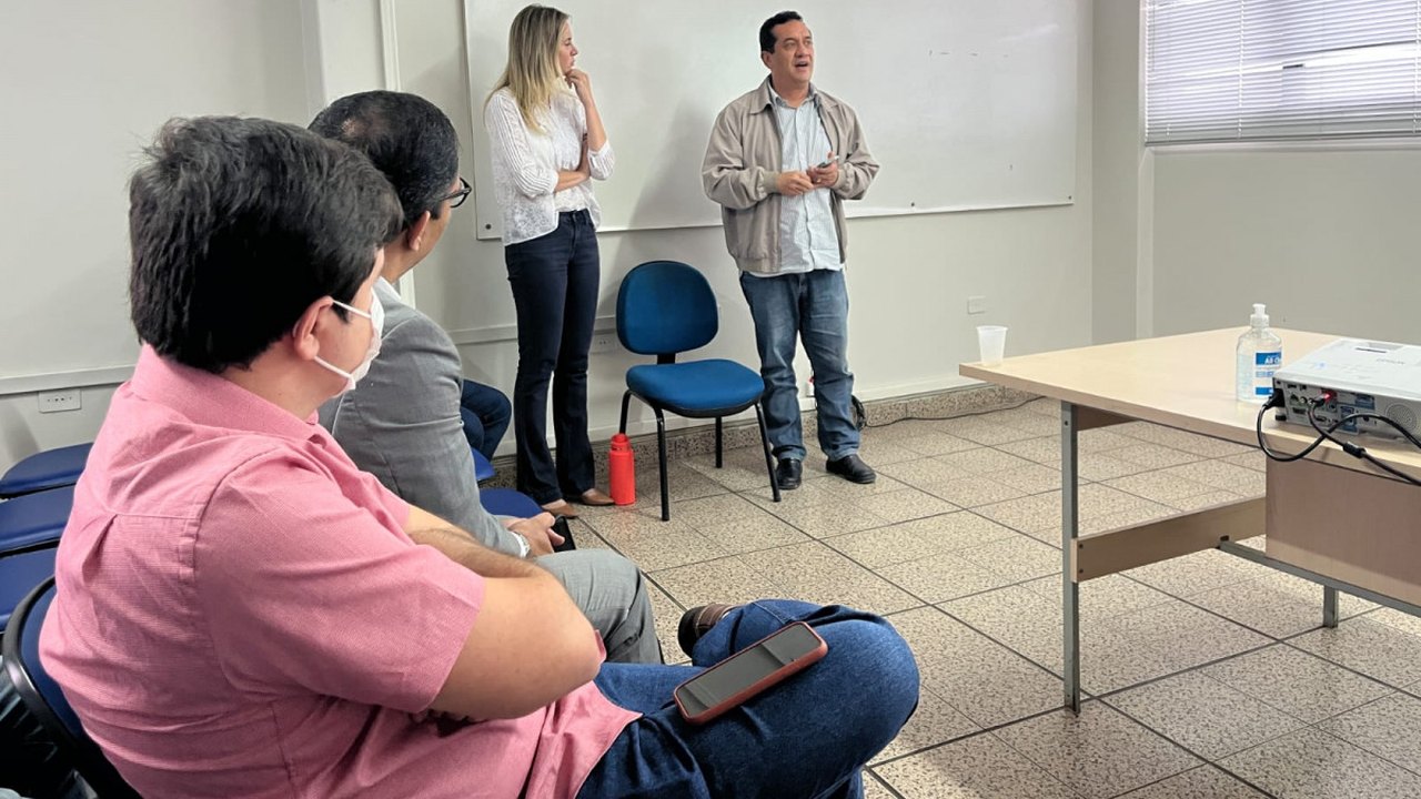 Severino Pessoa se reúne com diretores e técnicos da Casal para reivindicar melhorias no abastecimento de Arapiraca