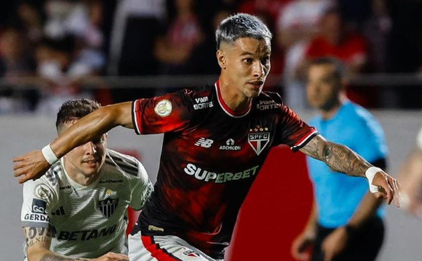 São Paulo é valente, busca empate com o Atlético-MG e garante vaga na Libertadores