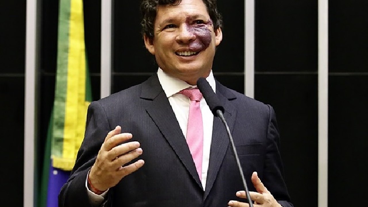 Não é verdade que reforma beneficiará indústria em detrimento do agro, diz Reginaldo Lopes