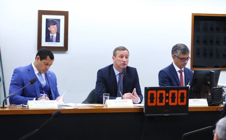 Deputados pedem mais recursos e melhorias na política de enfrentamento aos crimes nas fronteiras do País