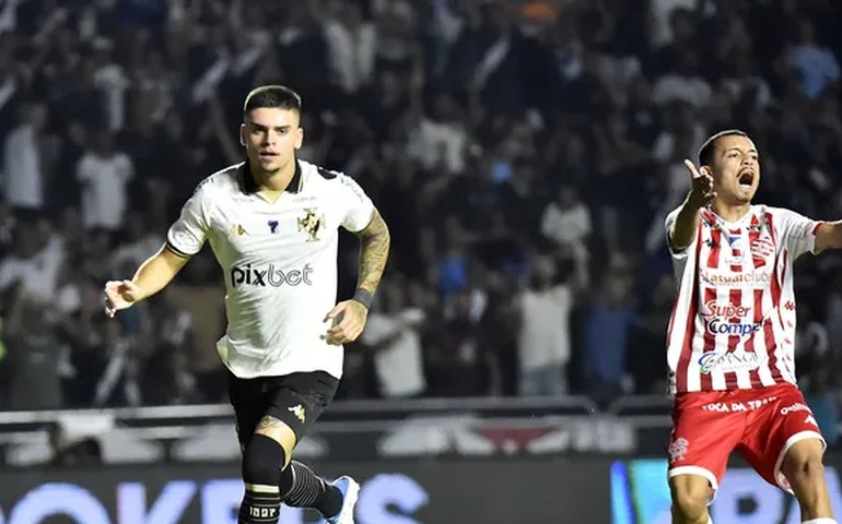 Vasco vence Bangu e tem vantagem nas semifinais do Carioca contra o Flamengo