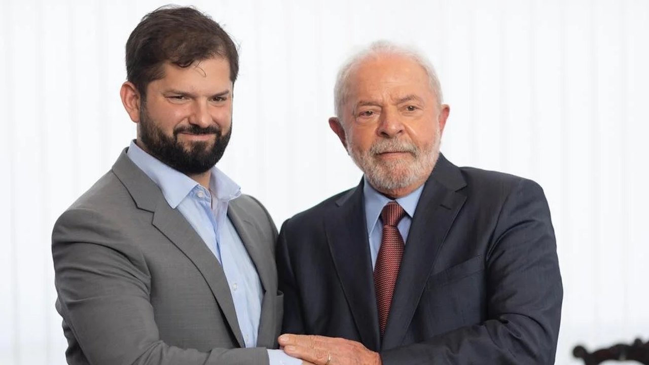 Lula chama Boric de 'apressado' por insistir em condenar russos