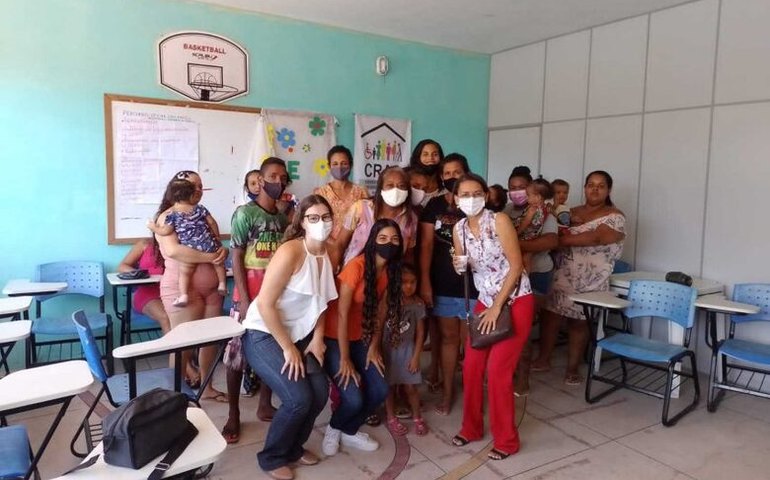 Centro de Referência de Assistência Social realiza oficina com usuários do Serviço de Proteção e Atendimento Integral à Família