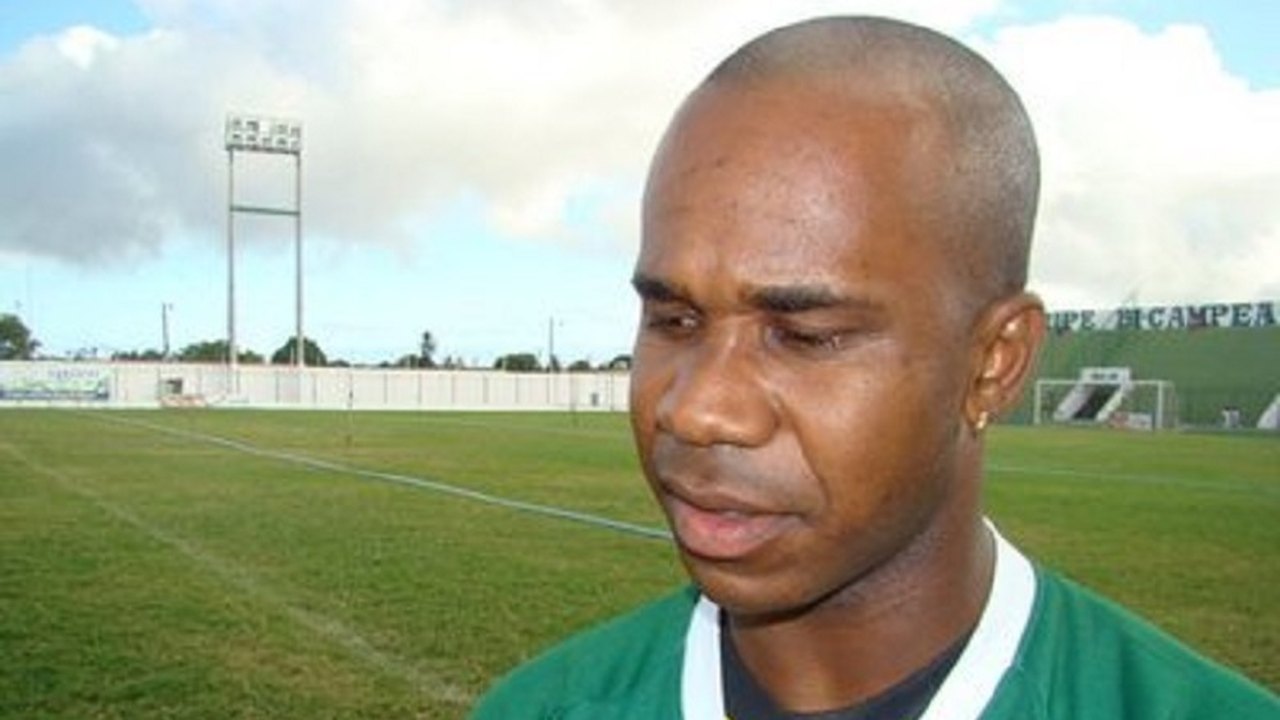 ASA contrata lateral direito para reforçar o elenco
