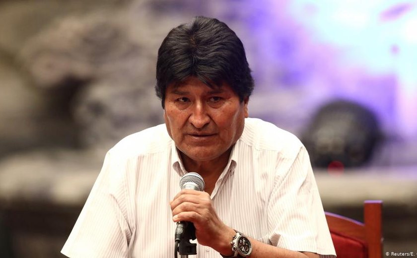 Morales pede ajuda do papa e da ONU para mediação da crise na Bolívia