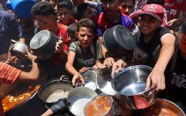 Trump rebate Netanyahu e diz que fome em Gaza é 'real'