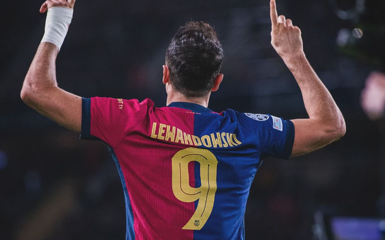 Lewandowski supera 100 gols na Liga dos Campeões e Barcelona ganha a 4ª seguida; Inter lidera