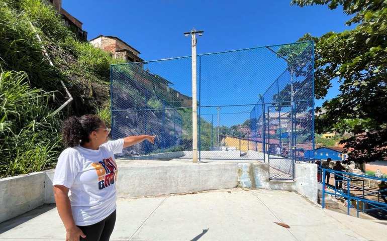 Moradores da Grota do Aterro são beneficiados pelo Brota na Grota