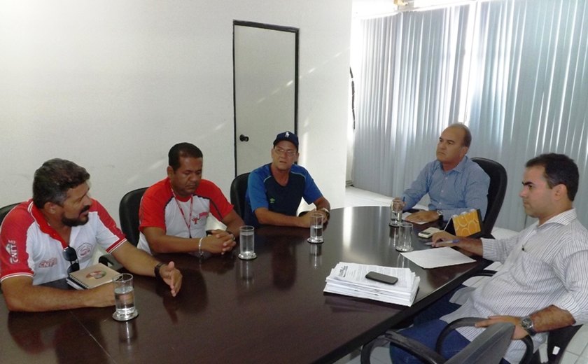 Arsal e Sinttro discutem melhorias para o transporte complementar