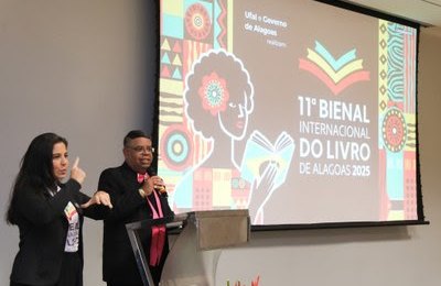 Lançamento da 11ª Bienal reúne homenageados, autoridades e promove celebração