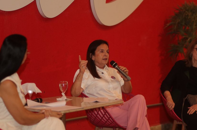 Fátima Canuto participa de bate-papo sobre trajetória política e atuação em defesa das mulheres em Delmiro Gouveia