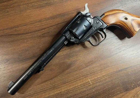 Taurus enfrenta crise após tarifa de 50% dos EUA e avalia deixar o Brasil