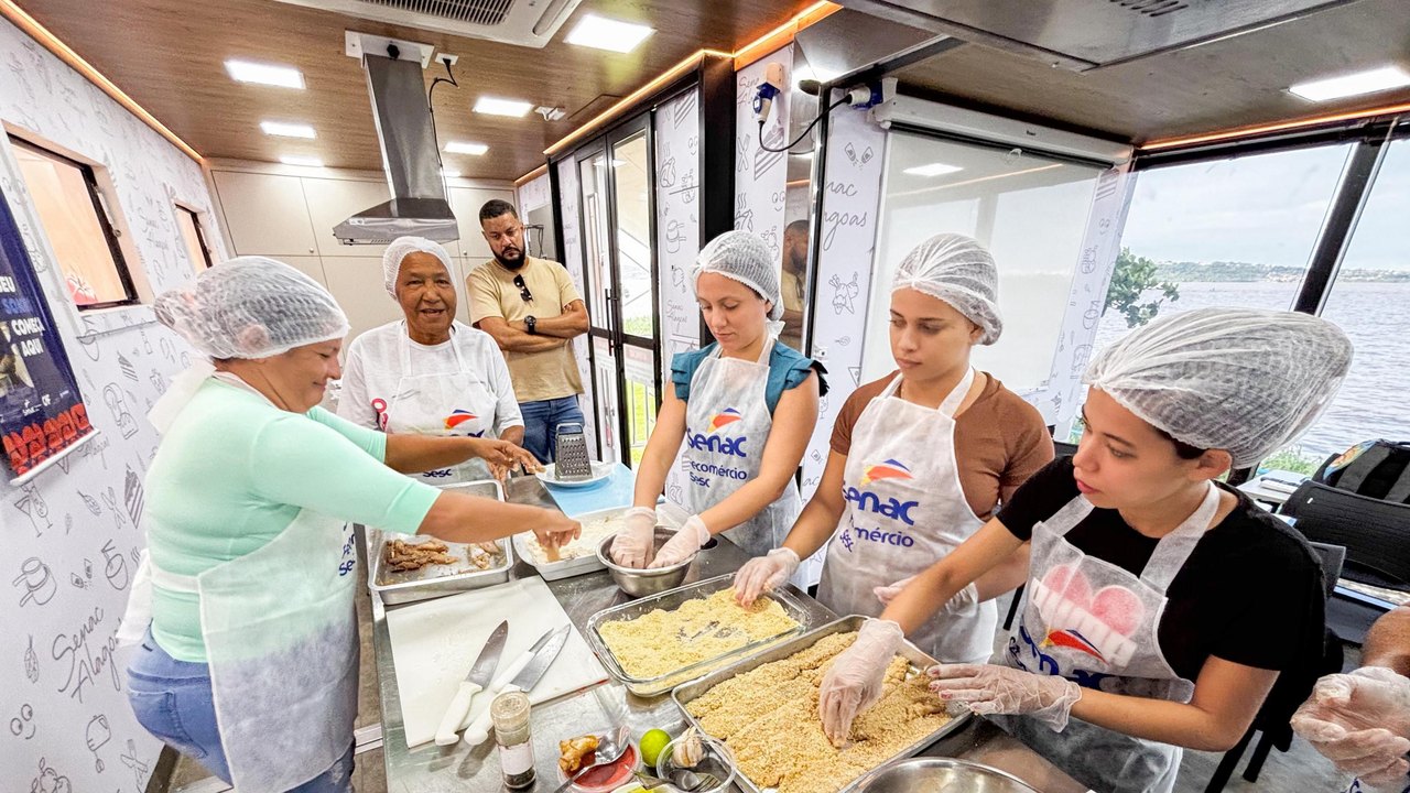 Escola do Turismo: Setur leva curso de gastronomia a São Sebastião