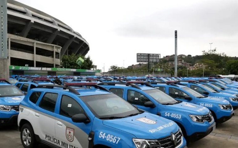 Viaturas tomam Cinelândia durante missa de sétimo dia para policiais mortos em megaoperação