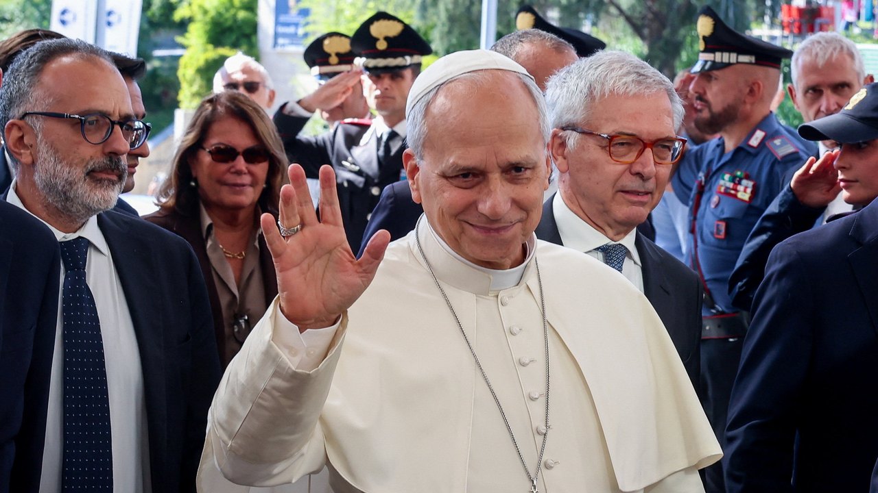 Papa não precisará de mais tratamento contra o câncer, dizem médicos