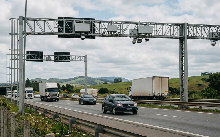 PL propõe fim de multas por não pagamento em pedágio free flow