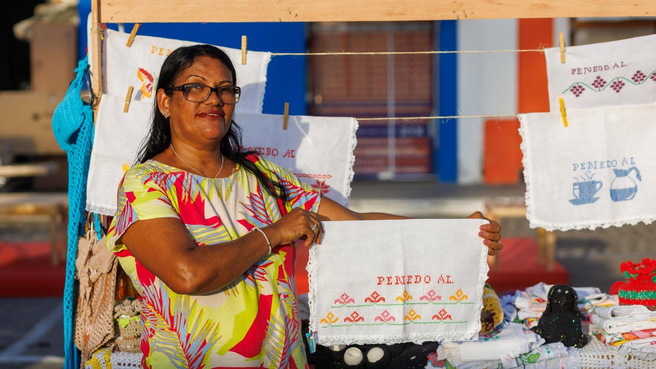 Com apoio do Governo de Alagoas, Feira de Cultura e Arte em Penedo celebra o Dia do Artesão