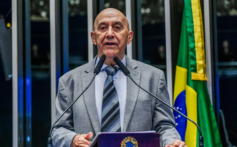 PLDO 2025: relatório obriga governo a mirar centro da meta fiscal até outubro