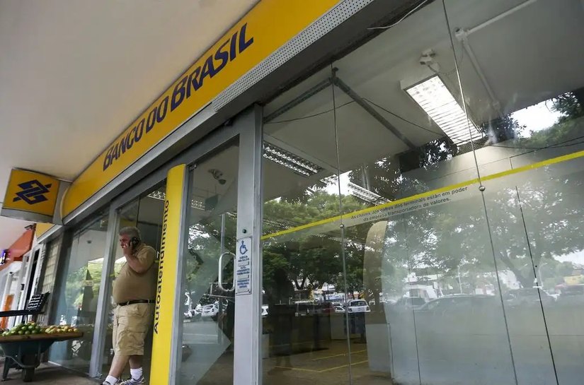 Terminais do BB passam a fornecer comprovantes por WhatsApp