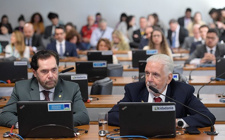 Transformação do Banco Central em empresa pública volta à pauta da CCJ