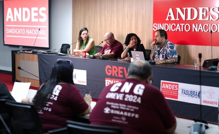 Segundo os sindicatos, não há prazo para o encerramento do movimento grevista