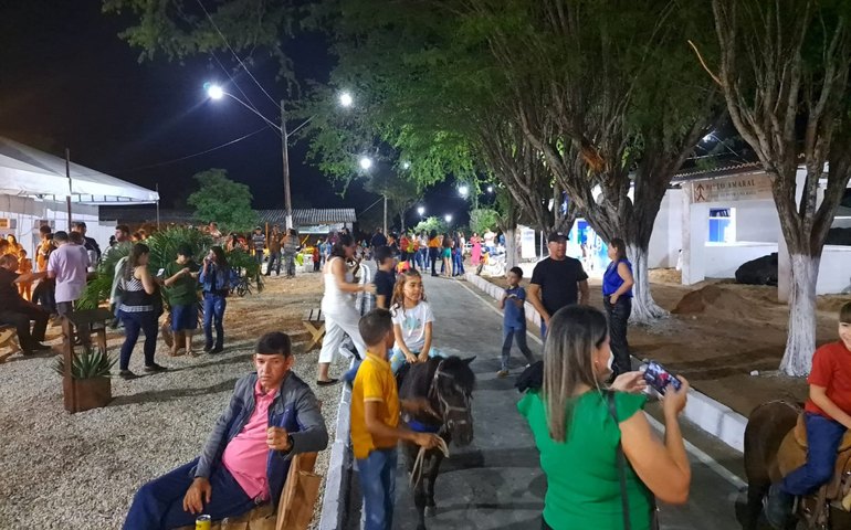 Confira a programação da 39ª Expo Bacia Leiteira para esta quinta (15)