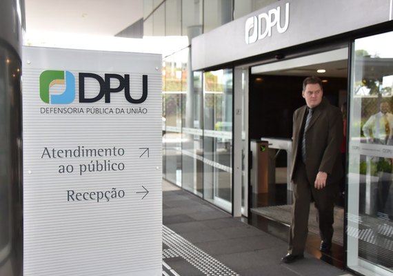 SUS busca pacientes que aguardam na fila de cirurgia de quadril em Alagoas após ação da DPU