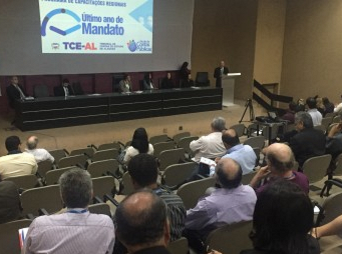 Escola de Contas Públicas do TC realiza programa de capacitações regionais