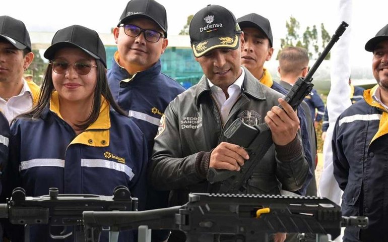 'Jaguar' colombiano: com novo fuzil, país sul-americano se consolida como fornecedor militar para AL