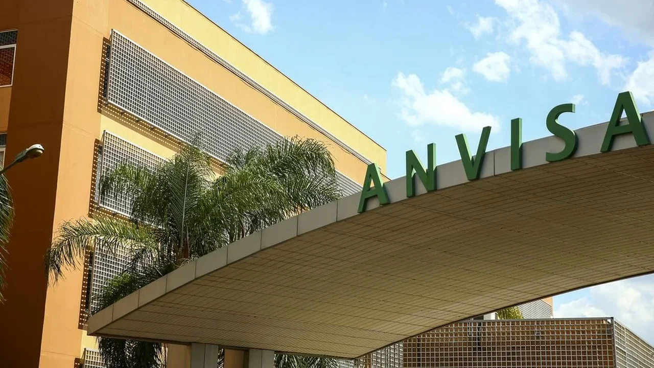 Anvisa proíbe venda de anabolizantes e outros produtos irregulares da Landerlan
