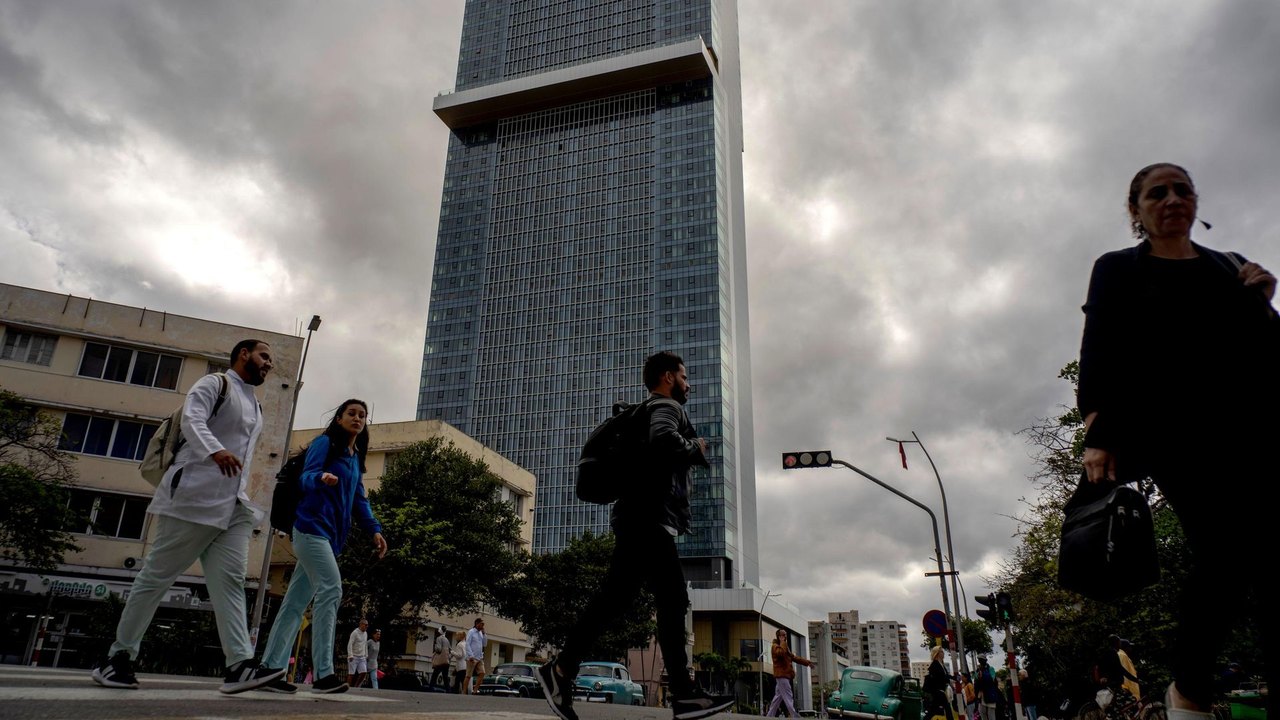 Cuba amplia energia renovável em tempo recorde para enfrentar bloqueio energético dos EUA