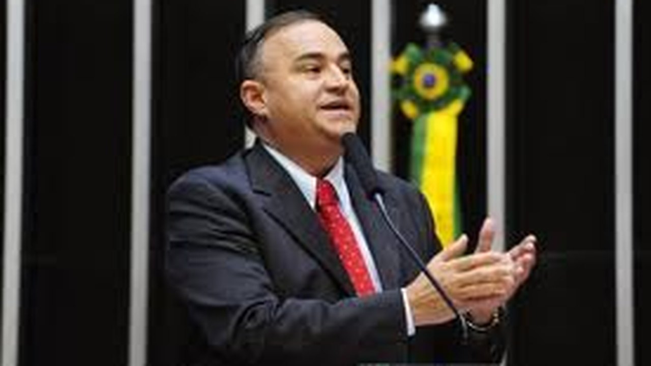 Ministro dos Transportes garante a João Caldas conclusão da BR-416