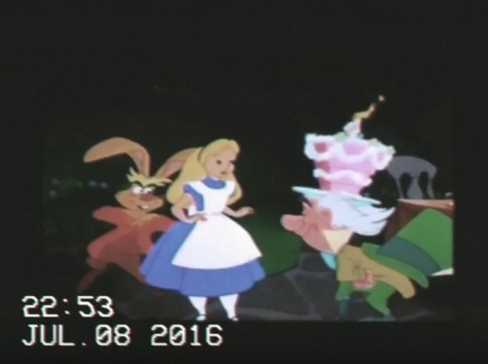 Casa da Mata lança 'vídeo caseiro' de música que evoca Alice