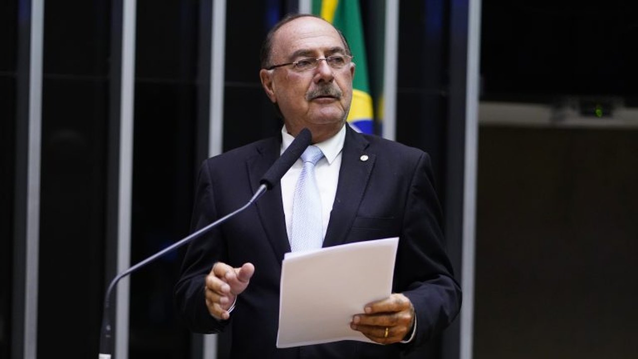 Comissão aprova exigência de parecer médico de lutador nocauteado antes de nova luta