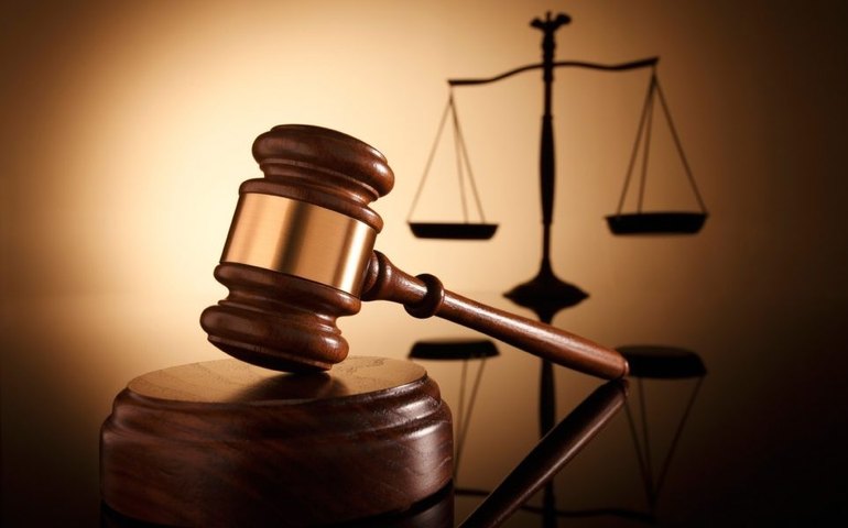 Magistrados vão a evento em Portugal pago por empresas com ações pendentes