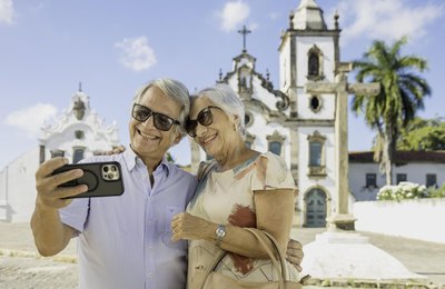 Setur anuncia expansão da malha aérea com novos voos voltados ao público 60+