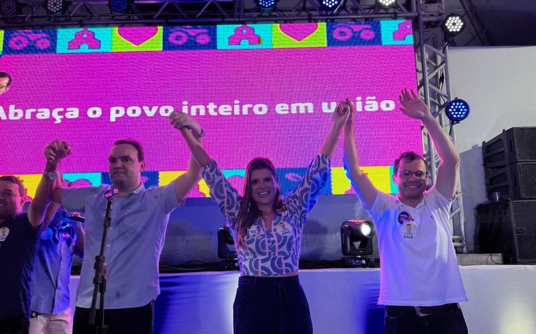 Em apoio a Luciano Amaral e Gilvan Filho, prefeita Marcela Gomes realiza um dos maiores atos políticos de Novo Lino