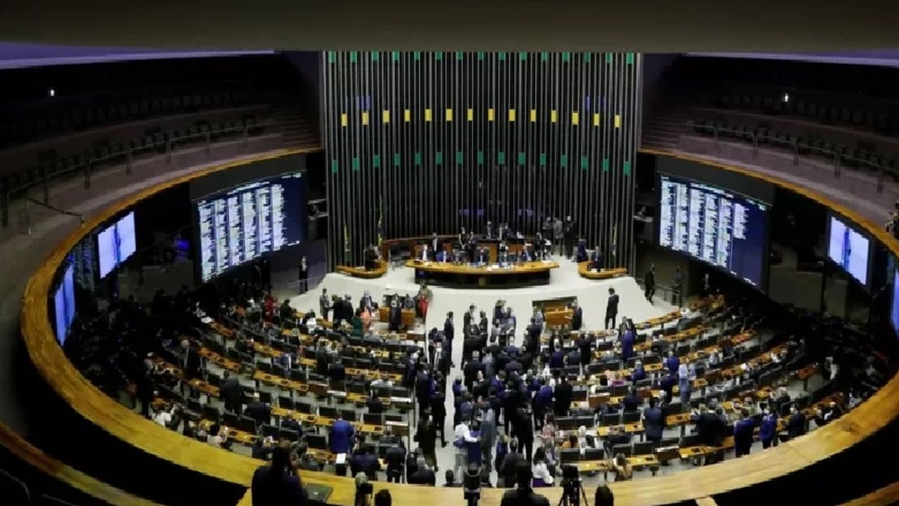 Senado aprova decreto de intervenção federal na segurança do DF