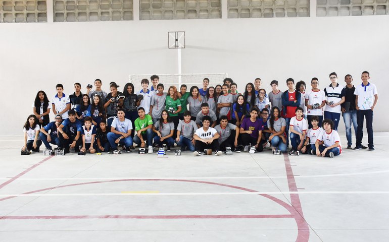 Competição de robótica reúne estudantes na Escola Sesi/Senai