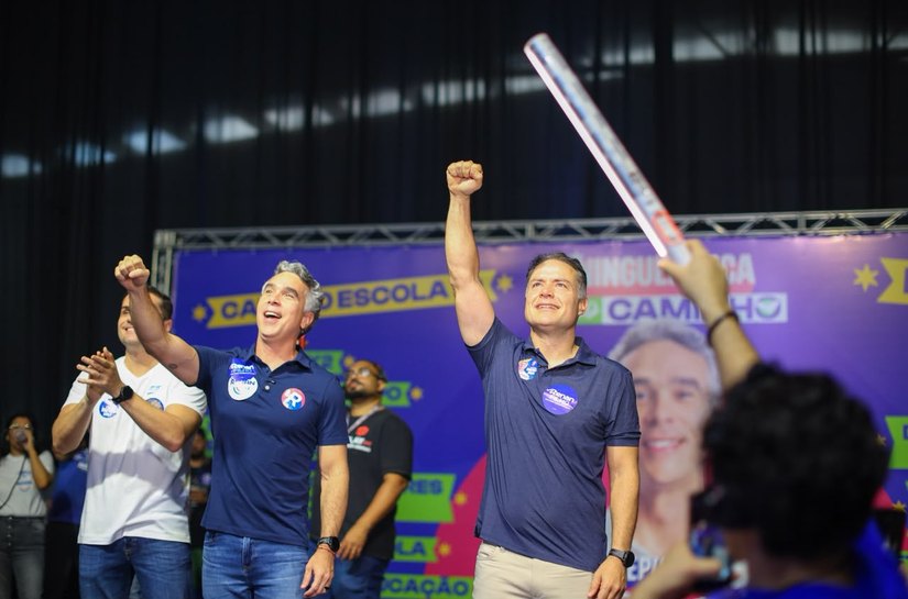 Renan Filho anuncia bolsa para alunos com melhor desempenho e promete fortalecer educação em Alagoas